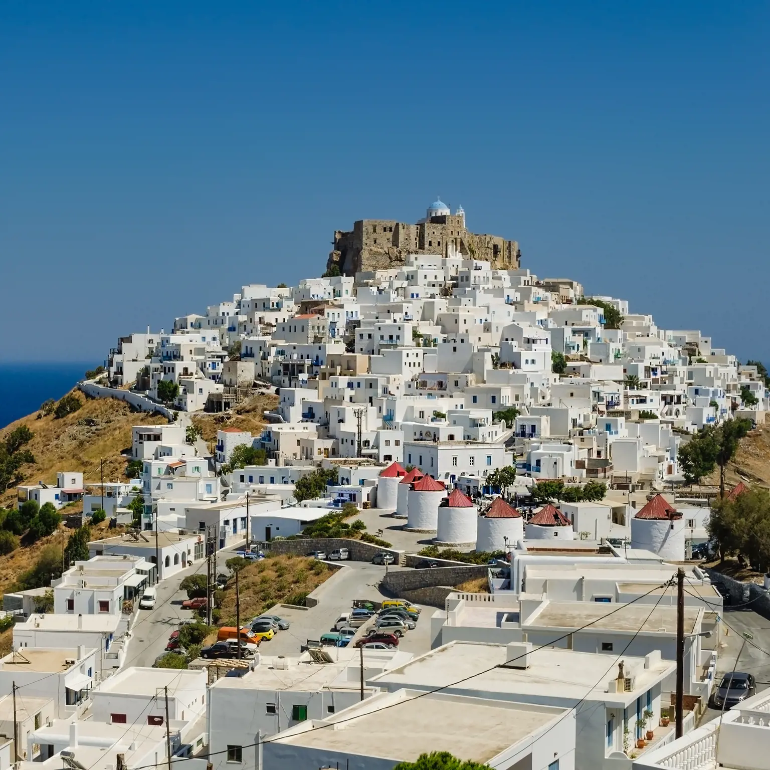 Besuche die Kleinstadt Chora im Südosten der Insel Samos